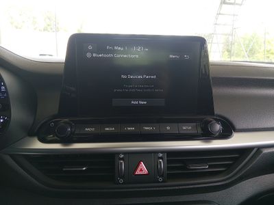 2023 Kia Forte - Photo 17