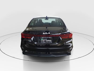 2023 Kia Forte - Photo 6