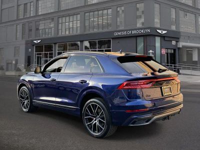 2021 Audi Q8 — detail view