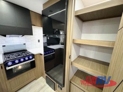 2025 Forest River RV Salem — photo 29 view