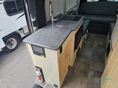 2020 Pleasure-Way Ontour — photo 15 view