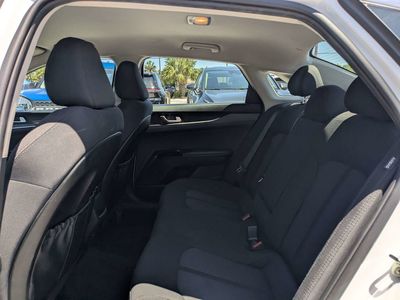 2023 Kia K5 — photo 12 view