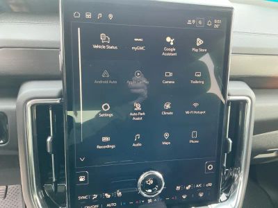 2026 GMC Yukon - Photo 12
