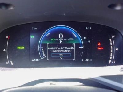2025 Toyota Camry - Photo 15
