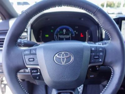 2025 Toyota Camry - Photo 12