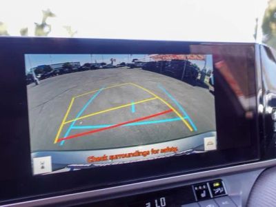2025 Toyota Camry - Photo 17