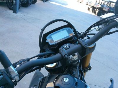 2025 Suzuki DR-Z4SM5 — photo 8 view