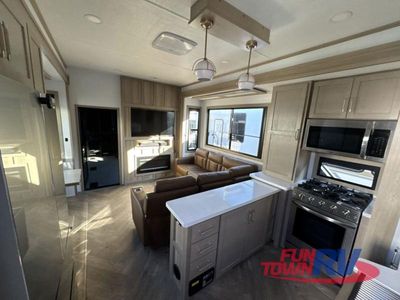 2026 Keystone RV Raptor — photo 19 view