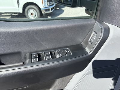2026 Ford F-350SD — photo 19 view