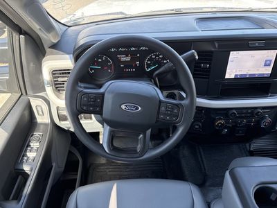 2026 Ford F-350SD — photo 15 view