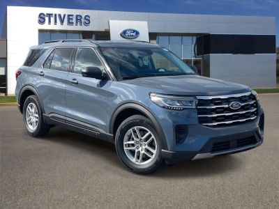 2026 Ford Explorer Active in Vapor Blue Metallic — front three-quarter view
