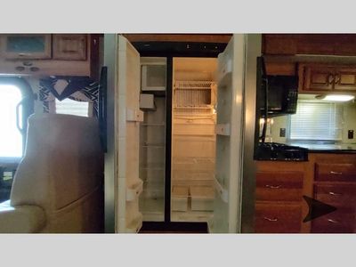 2009 Coachmen RV PATHFINDER — photo 48 view