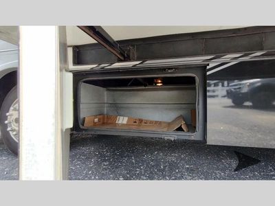 2009 Coachmen RV PATHFINDER — photo 34 view