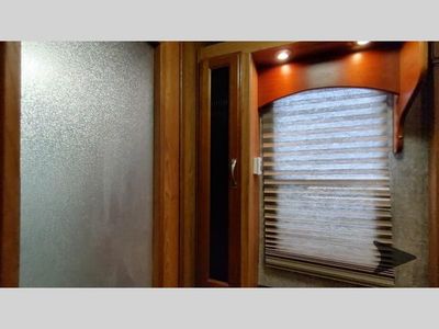 2009 Coachmen RV PATHFINDER — photo 107 view