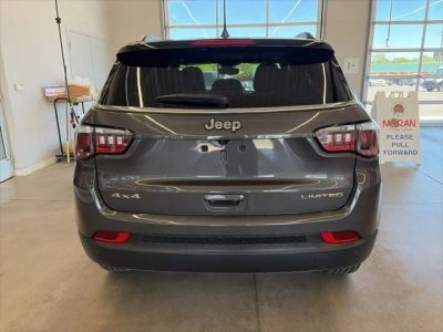 2024 Jeep Compass — detail view