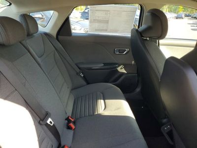 2025 Kia K4 — photo 27 view