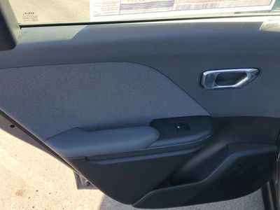 2025 Kia K4 — photo 25 view