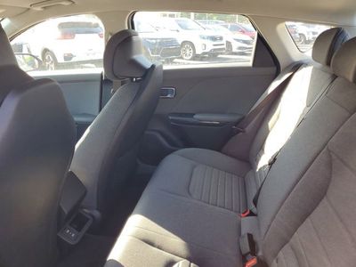 2025 Kia K4 — photo 24 view