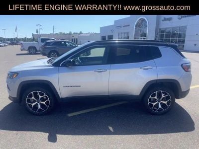2025 Jeep Compass — detail view