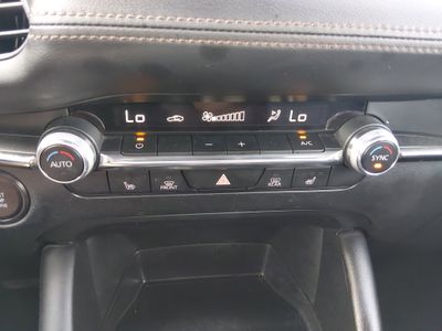 2023 Mazda Mazda3 Hatchback - Photo 19