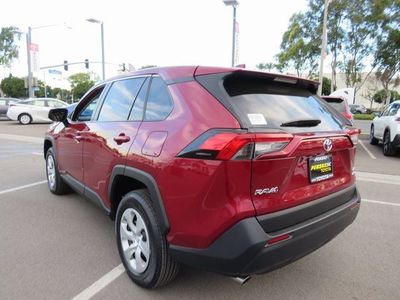 2024 Toyota RAV4 - Photo 8