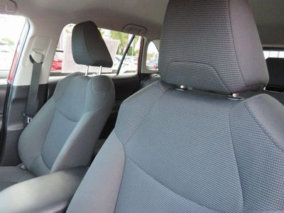 2024 Toyota RAV4 - Photo 16