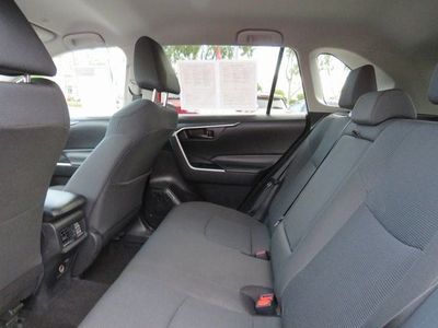 2024 Toyota RAV4 - Photo 18