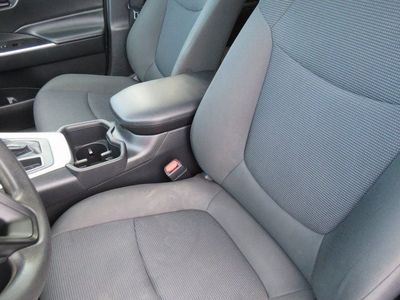 2024 Toyota RAV4 - Photo 17