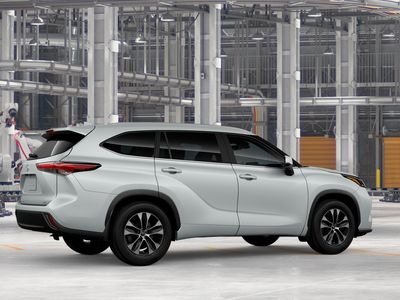 2026 Toyota Highlander - Photo 13