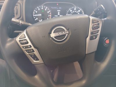 2023 Nissan Titan - Photo 12