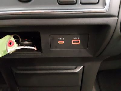 2023 Nissan Titan - Photo 18