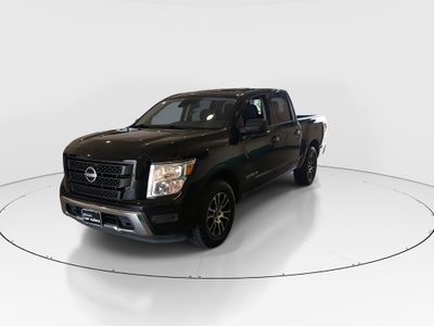 2023 Nissan Titan - Photo 3