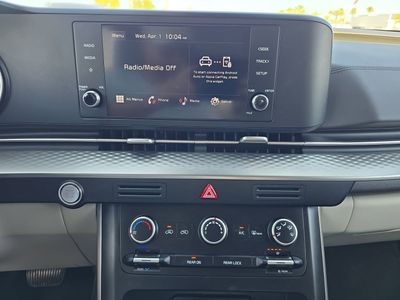 2024 Kia Carnival — photo 17 view