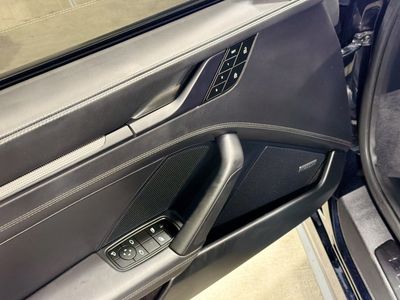 2024 Porsche 911 — photo 21 view