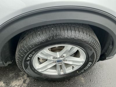2022 Ford Explorer — photo 22 view