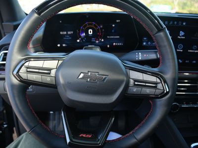 2025 Chevrolet Traverse - Photo 14