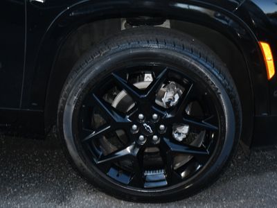 2025 Chevrolet Traverse - Photo 25