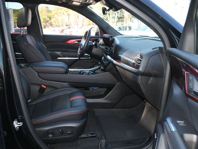2025 Chevrolet Traverse - Photo 24