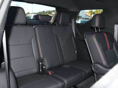 2025 Chevrolet Traverse - Photo 21