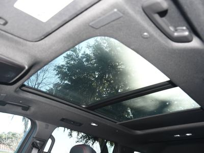 2025 Chevrolet Traverse - Photo 7