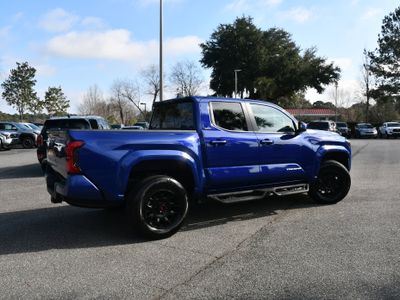 2025 Toyota Tacoma - Photo 6