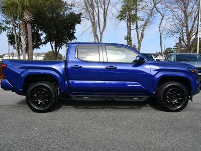 2025 Toyota Tacoma - Photo 5