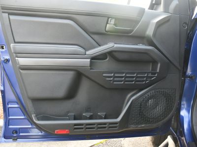 2025 Toyota Tacoma - Photo 12