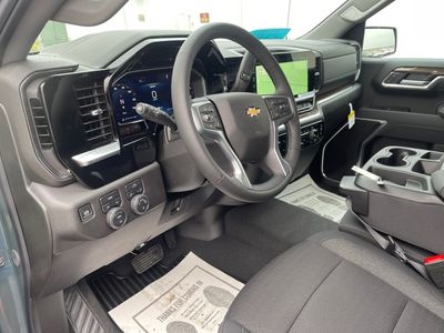 2026 Chevrolet Silverado 1500 — photo 14 view