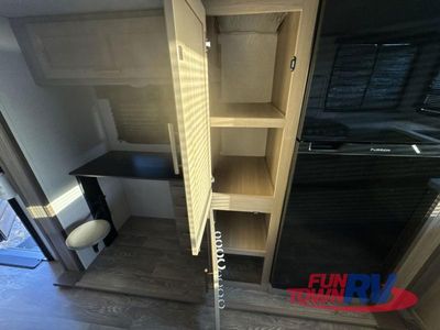 2024 Keystone RV Outback Ultra Lite — photo 29 view