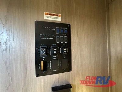 2024 Keystone RV Outback Ultra Lite — photo 39 view