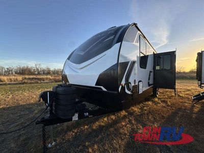 2024 Keystone RV Outback Ultra Lite — photo 10 view