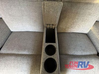 2024 Keystone RV Outback Ultra Lite — photo 34 view