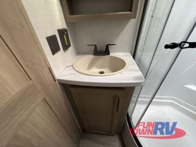 2024 Keystone RV Outback Ultra Lite — photo 41 view