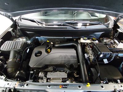 2024 Chevrolet Equinox — photo 9 view